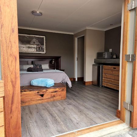 Avondrust Guest House Klaarstroom Bagian luar foto